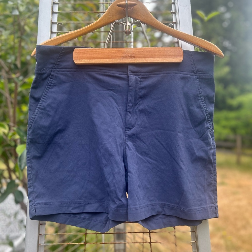 Columbia Blue Flat Front Shorts Casual Style